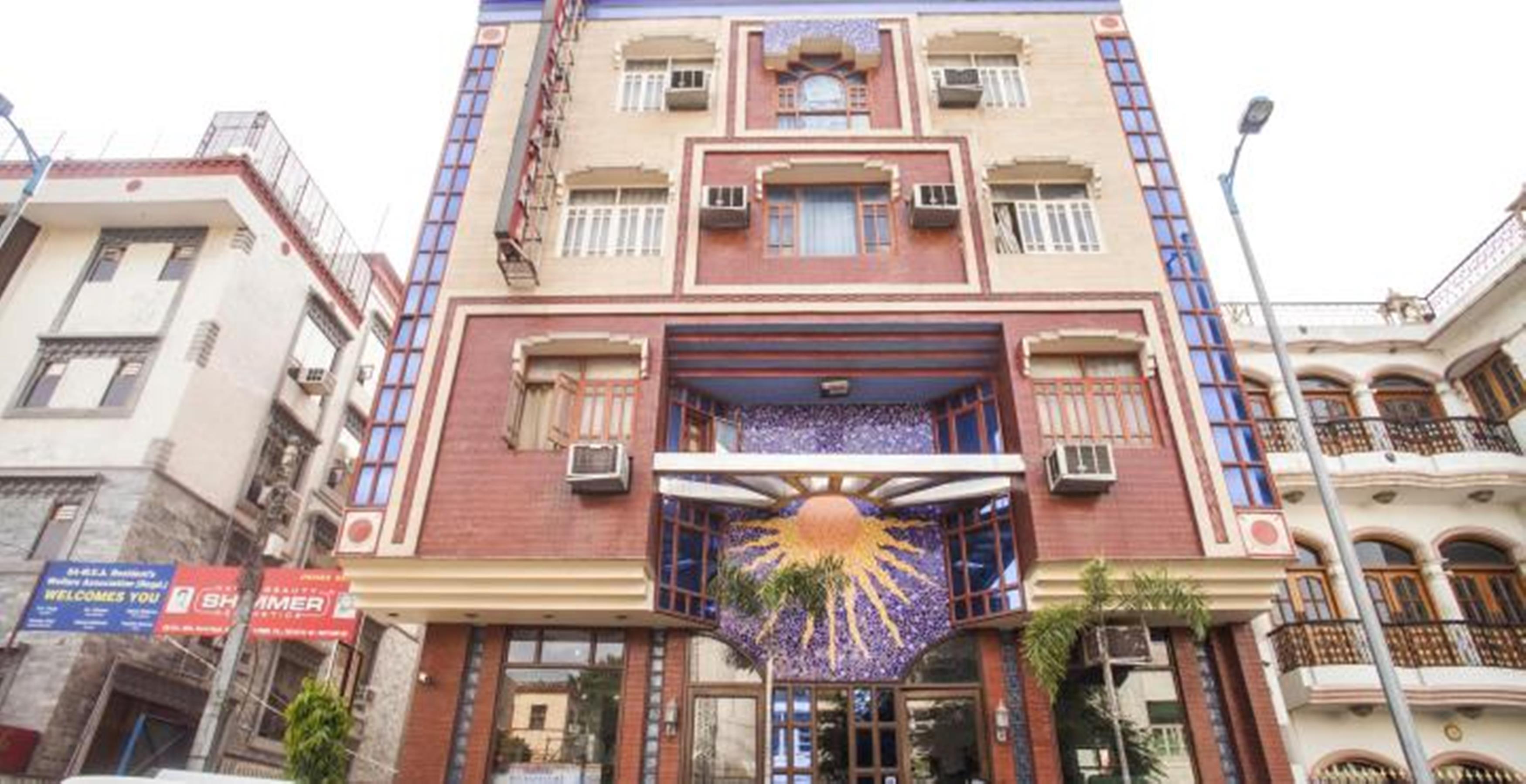 The Suncourt Hotel Yatri Delhi  Exterior foto