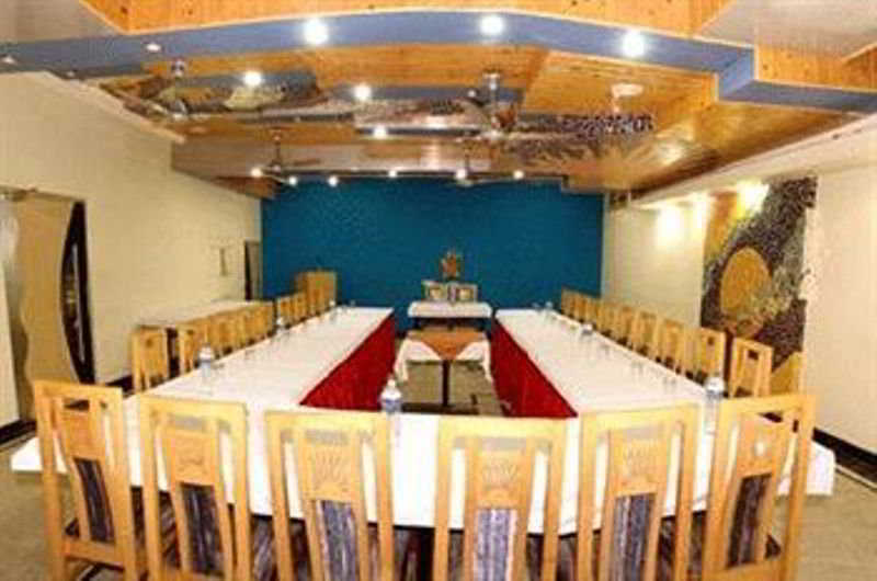 The Suncourt Hotel Yatri Delhi  Exterior foto